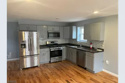 120 Fleming Ave, Newark, NJ 07105 - Photo 2