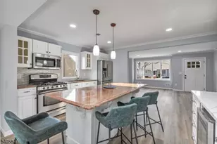 81 Hutchinson St, Clark Township, NJ 07066 - Photo 10