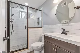 81 Hutchinson St, Clark Township, NJ 07066 - Photo 16