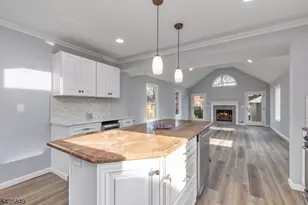 81 Hutchinson St, Clark Township, NJ 07066 - Photo 8