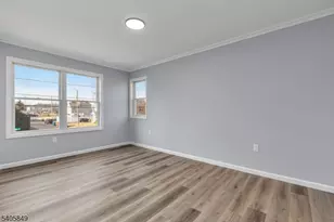 81 Hutchinson St, Clark Township, NJ 07066 - Photo 20