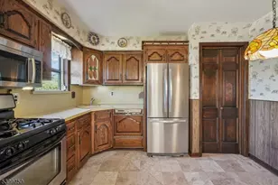 18 Roy Ct, Clifton, NJ 07012 - Photo 12