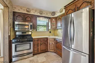 18 Roy Ct, Clifton, NJ 07012 - Photo 14