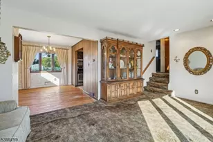 18 Roy Ct, Clifton, NJ 07012 - Photo 8