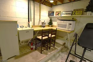 47 Edgefield Dr, Parsippany, NJ 07950 - Photo 30