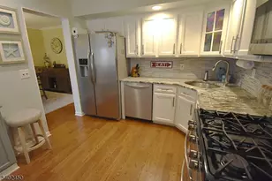 47 Edgefield Dr, Parsippany, NJ 07950 - Photo 8