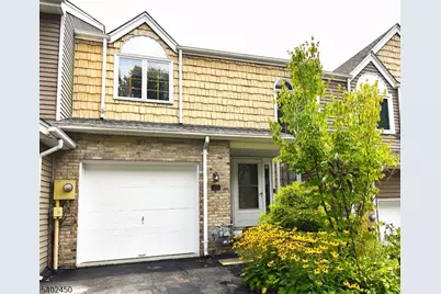 47 Edgefield Dr, Parsippany, NJ 07950 - Photo 1