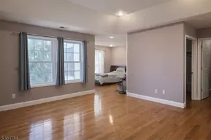 138 Levinberg Ln, Wayne, NJ 07470 - Photo 10