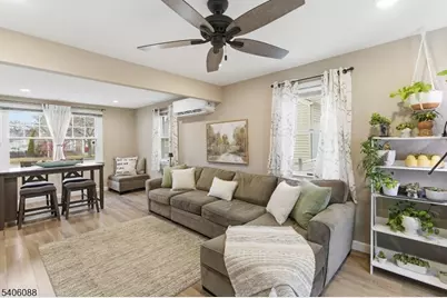 44 Kaywin Ave, Hawthorne, NJ 07506 - Photo 10