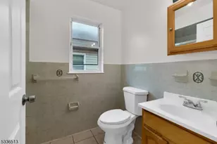 353 New St, Newark, NJ 07103 - Photo 16
