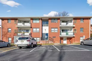 1300 Rock Ave, North Plainfield, NJ 07060 - Photo 2