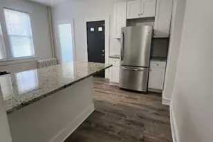 9 Lois Pl, Bloomfield, NJ 07003 - Photo 2