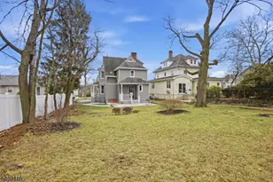 239 Hillside Ave, Nutley, NJ 07110 - Photo 22