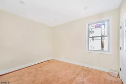 39 Ellis Ave, Irvington, NJ 07111 - Photo 6