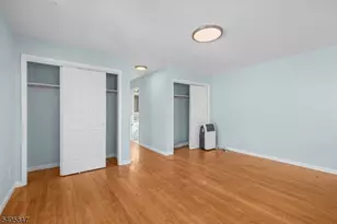 219-221 Clinton Pl, Newark, NJ 07112 - Photo 10