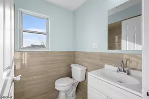 219-221 Clinton Pl, Newark, NJ 07112 - Photo 18