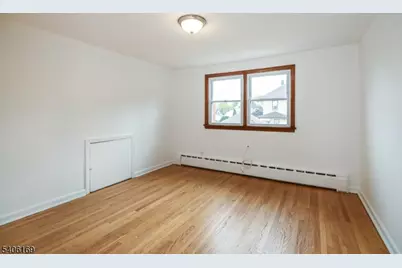 13 Knapp Ave, Clifton, NJ 07011 - Photo 12