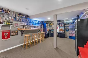 33 Cornell Dr, Clark Township, NJ 07066 - Photo 4