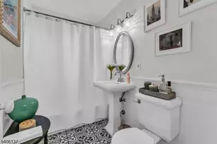 33 Cornell Dr, Clark Township, NJ 07066 - Photo 14