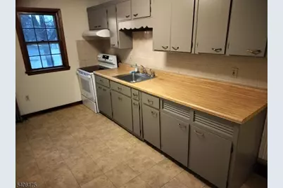 178-1 Nimitz Street #2, Bedminster Township, NJ 08807 - Photo 4