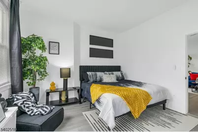 68 Pine St, Montclair, NJ 07042 - Photo 14