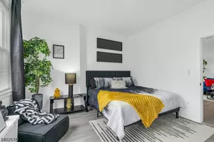 68 Pine St, Montclair, NJ 07042 - Photo 14