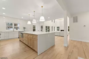 100 Louis St, Hanover Township, NJ 07981 - Photo 16