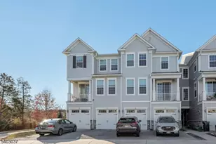 11A Passe Ct, Hillsborough Township, NJ 08844 - Photo 2