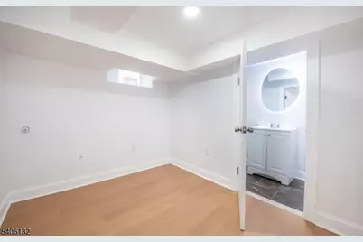 570 Cameron Rd, South Orange, NJ 07079 - Photo 30