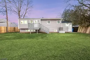 139 Lee Dr, Middlesex, NJ 08846 - Photo 36