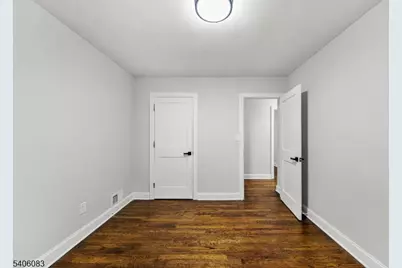 139 Lee Dr, Middlesex, NJ 08846 - Photo 20