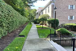 107 A S Maple Ave, Park Ridge, NJ 07656 - Photo 8