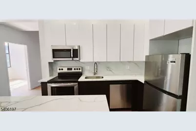 30 Howe Ave, Passaic, NJ 07055 - Photo 6