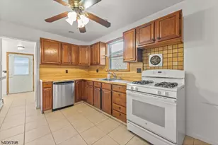 27 Madison Ave, Clifton, NJ 07011 - Photo 6