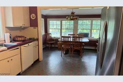 231 Belvidere Ave, Oxford Township, NJ 07863 - Photo 4