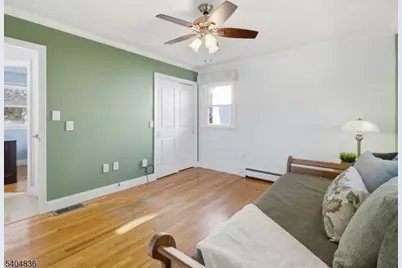 29 Evergreen Ave, Wanaque, NJ 07420 - Photo 10