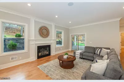 24 Cliffside Dr, Livingston, NJ 07039 - Photo 12