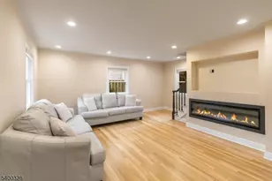 31 Sherman Ave, Hawthorne, NJ 07506 - Photo 4