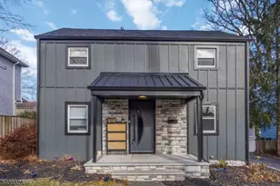 31 Sherman Ave, Hawthorne, NJ 07506 - Photo 1