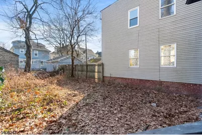 854 S 14th St, Newark, NJ 07108 - Photo 26