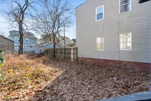 854 S 14th St, Newark, NJ 07108 - Photo 26