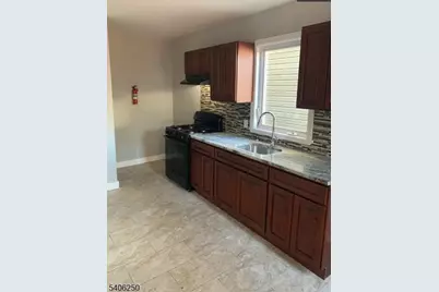 543 Court St, Elizabeth, NJ 07206 - Photo 4