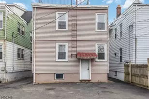 459 Norwood St, East Orange, NJ 07018 - Photo 16