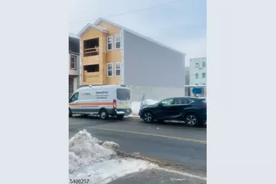 917 Bergen St #2, Newark, NJ 07112 - Photo 8