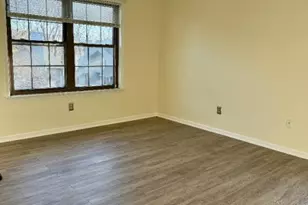 809 Woodhaven Dr, Edison, NJ 08817 - Photo 10