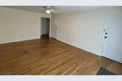 320 South Street 10 #E, Morristown, NJ 07960 - Photo 4