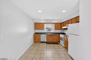 71 Hartford St, Newark, NJ 07103 - Photo 8