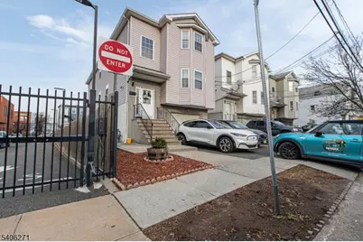 71 Hartford St #2, Newark, NJ 07103 - Photo 1