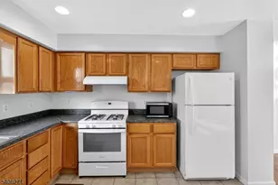 71 Hartford St, Newark, NJ 07103 - Photo 4