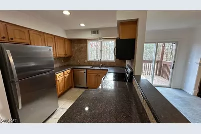 3 Preston King Trl, Jefferson Township, NJ 07438 - Photo 4